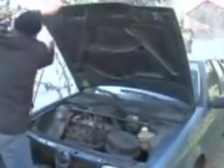 أسد امريكي غش في زوج مع سيارة mechanic: حر قذر قصاصة 87