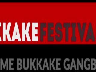 Bukkake strumpet craves para grande cargas immediately depois um selvagem gangbang
