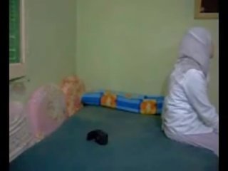 1st anal adult movie with his arab gf on hidden cam