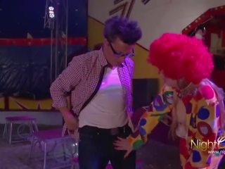 Їм zirkus conny fickt лігво блазень