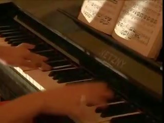 Annata signorina bastonato su il pianoforte, gratis porno 13